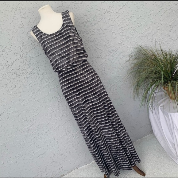 discount world dresses